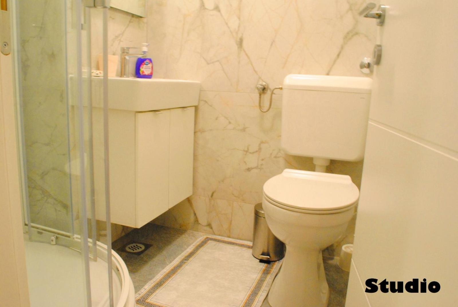 Sunshower Apartment And Studio Split Bagian luar foto